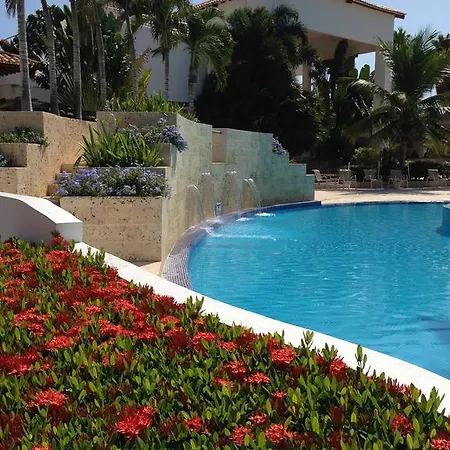 Laguna Club