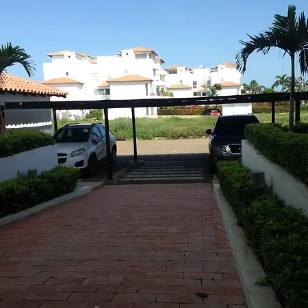 Laguna Club Cartagena