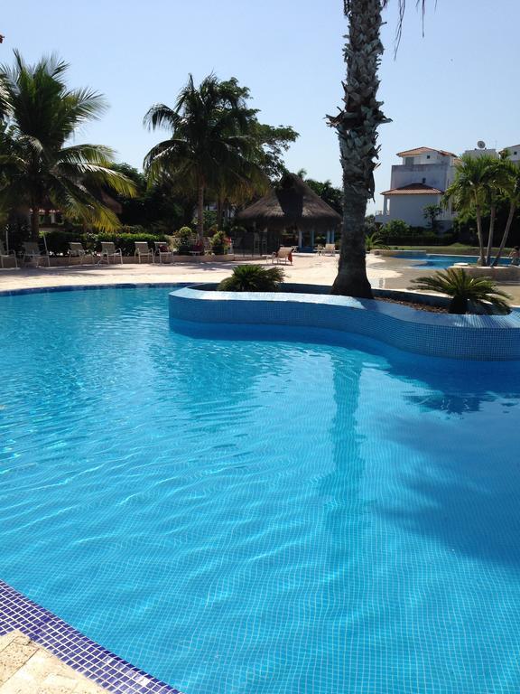 Laguna Club *